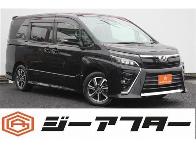 TOYOTA VOXY 2017