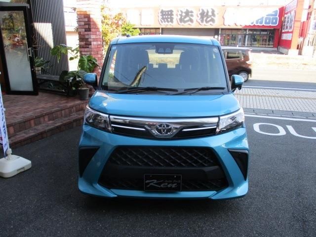 TOYOTA ROOMY 2024