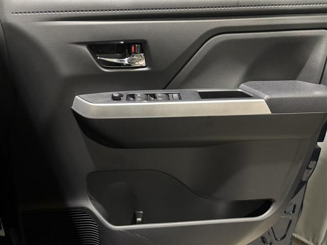 TOYOTA ROOMY 4WD 2020