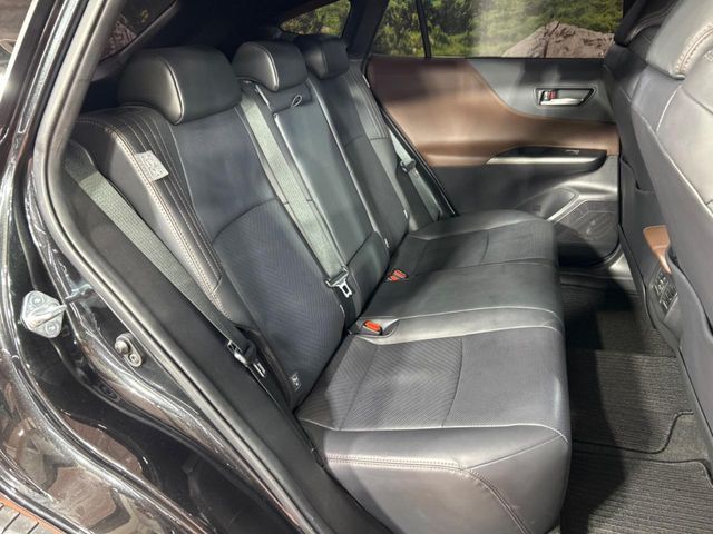 TOYOTA HARRIER 2WD 2021