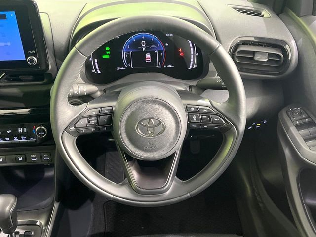 TOYOTA YARIS CROSS HYBRID 2025