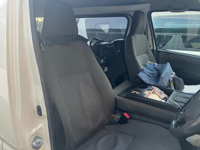 TOYOTA REGIUSACE van 4WD 2014