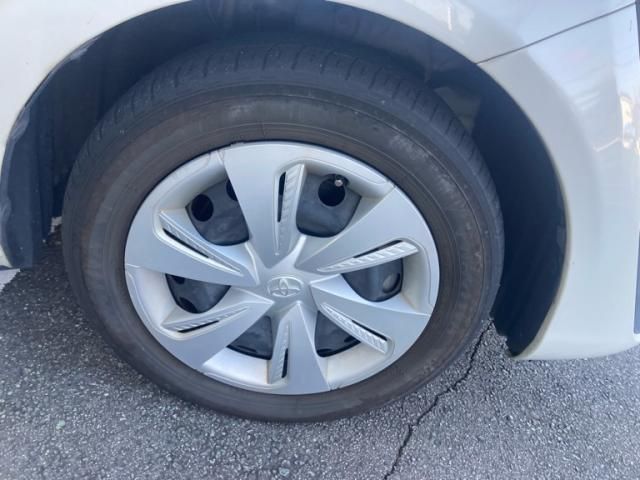 TOYOTA SIENTA HYBRID 2019