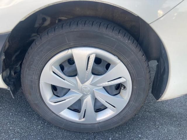 TOYOTA SIENTA HYBRID 2019