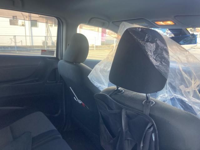 TOYOTA SIENTA HYBRID 2019