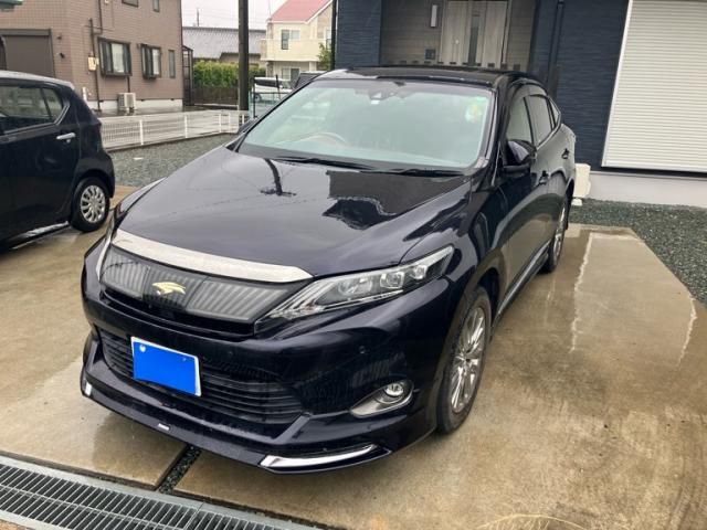 TOYOTA HARRIER 2WD 2016