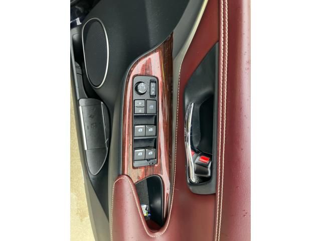 TOYOTA HARRIER 2WD 2016