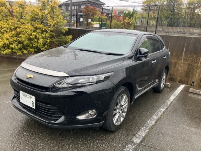 TOYOTA HARRIER 2WD 2016