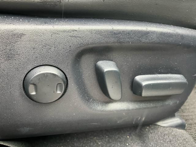 TOYOTA HARRIER 2WD 2016