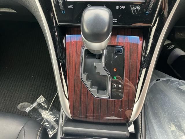 TOYOTA HARRIER 2WD 2016