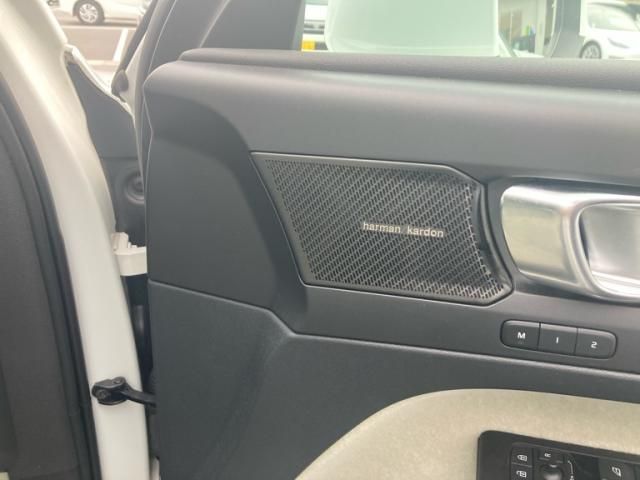 VOLVO VOLVO XC40 2021