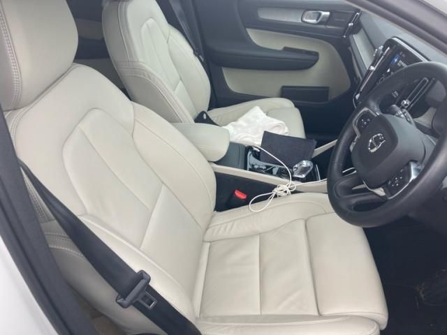 VOLVO VOLVO XC40 2021