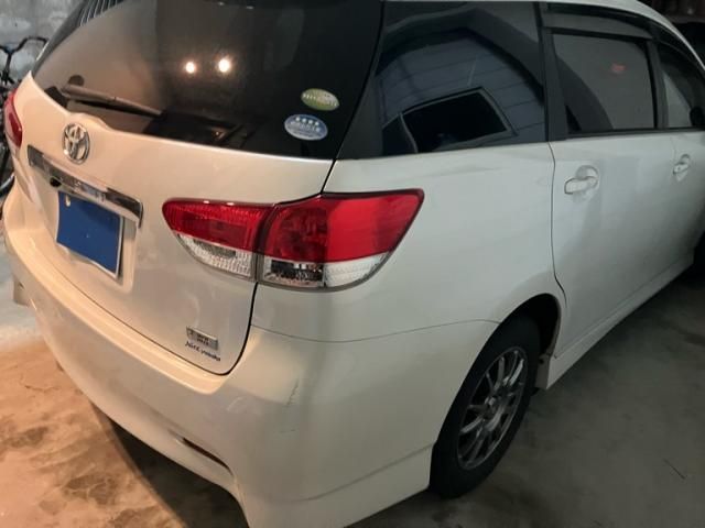 TOYOTA WISH 2009