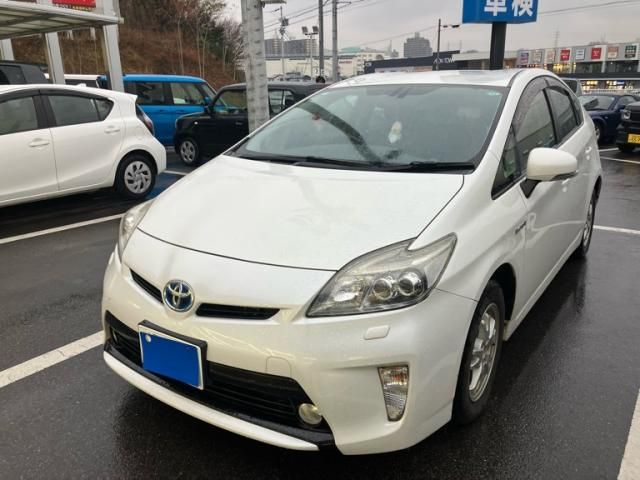 TOYOTA PRIUS 2015
