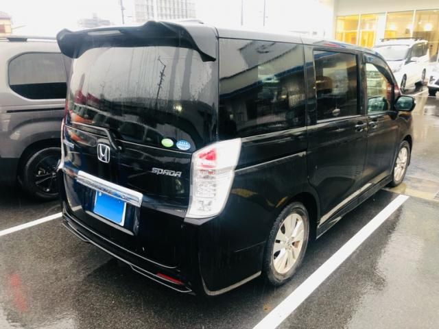 HONDA STEPWAGON SPADA 2011