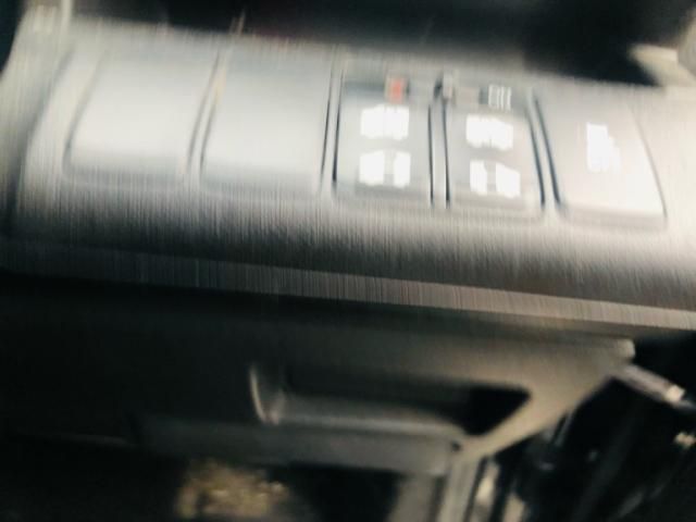 HONDA STEPWAGON SPADA 2011