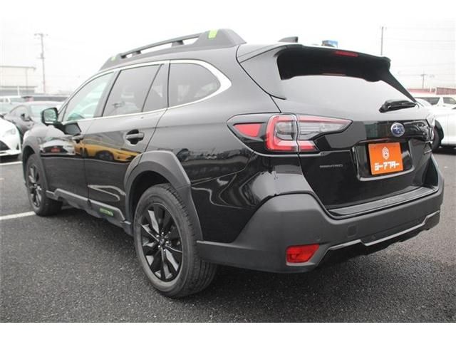 SUBARU LEGACY OUTBACK 2024