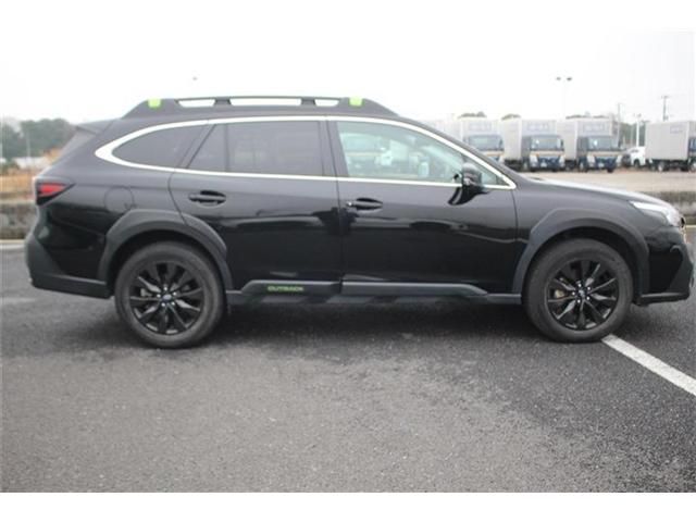 SUBARU LEGACY OUTBACK 2024