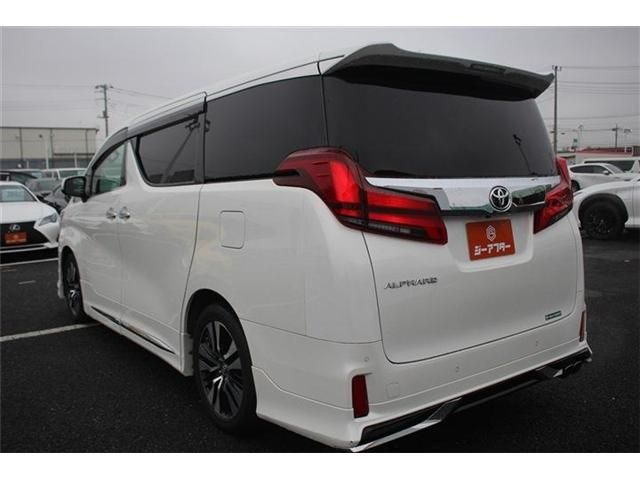TOYOTA ALPHARD 2020