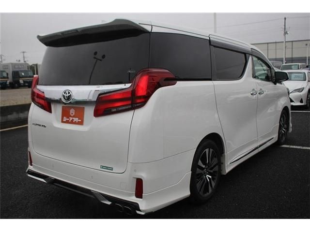 TOYOTA ALPHARD 2020