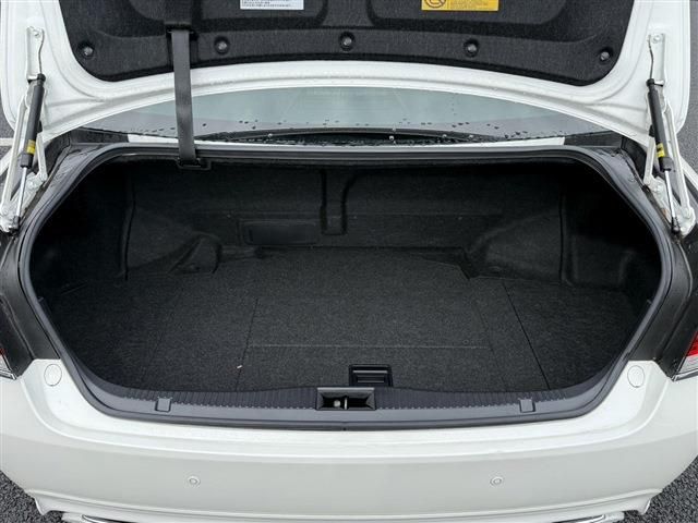 TOYOTA CROWN MAJESTA HYBRID 2014