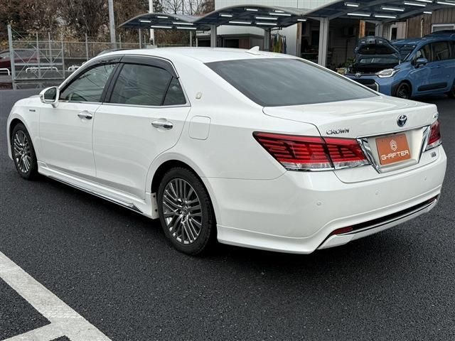 TOYOTA CROWN MAJESTA HYBRID 2014