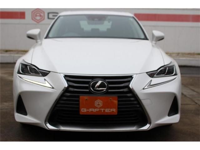 TOYOTA LEXUS IS200t 2016