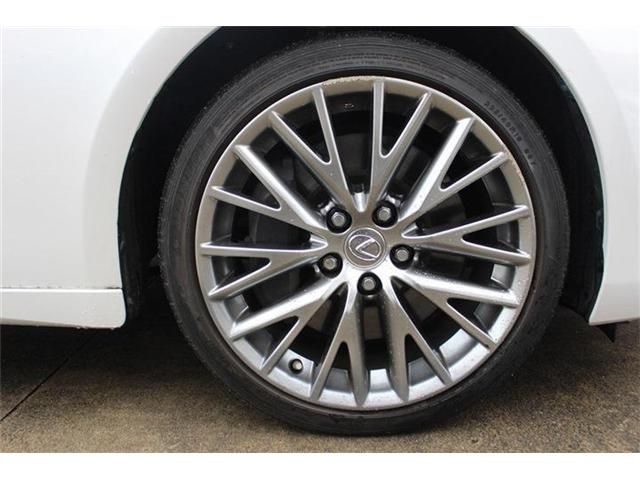 TOYOTA LEXUS IS200t 2016