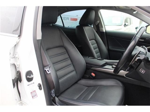 TOYOTA LEXUS IS200t 2016