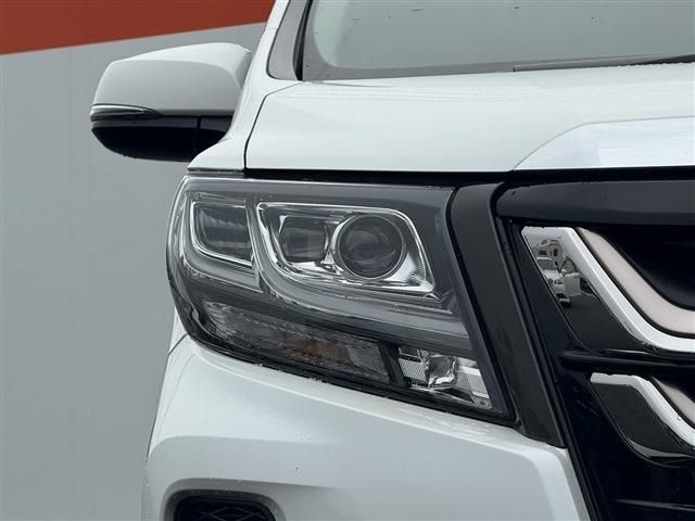 TOYOTA ALPHARD hybrid 4WD 2016