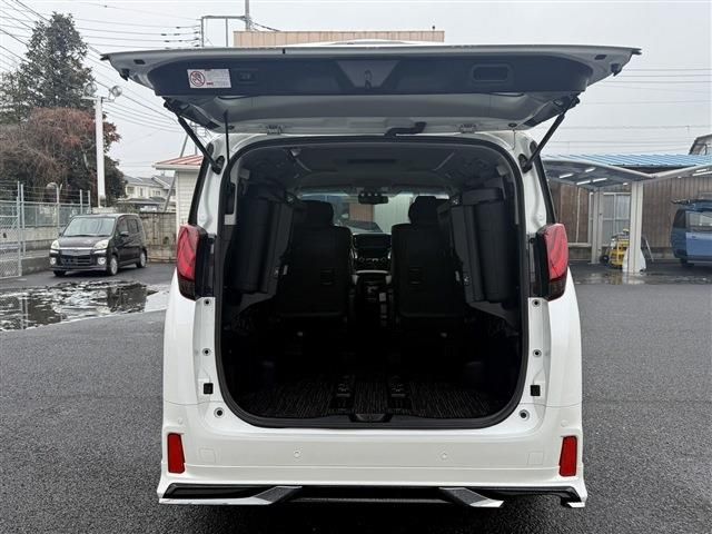 TOYOTA ALPHARD hybrid 4WD 2016