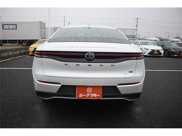 TOYOTA CROWN CROSSOVER 2023