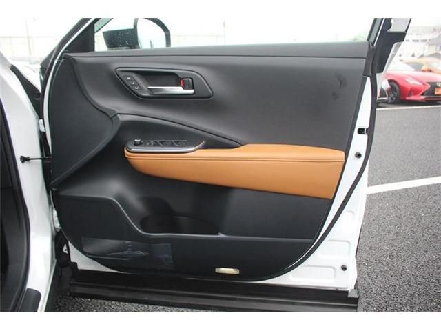 TOYOTA CROWN CROSSOVER 2023