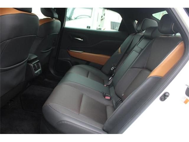 TOYOTA CROWN CROSSOVER 2023