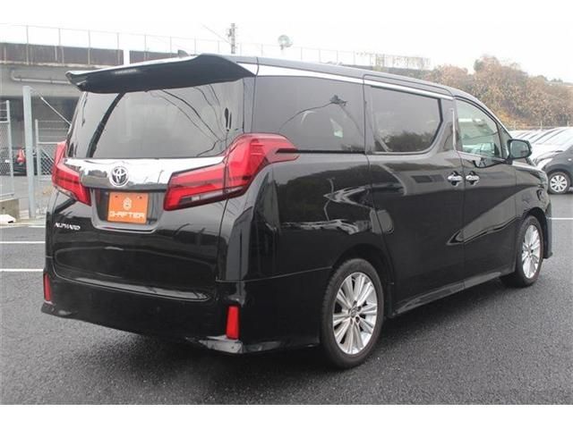 TOYOTA ALPHARD 2022