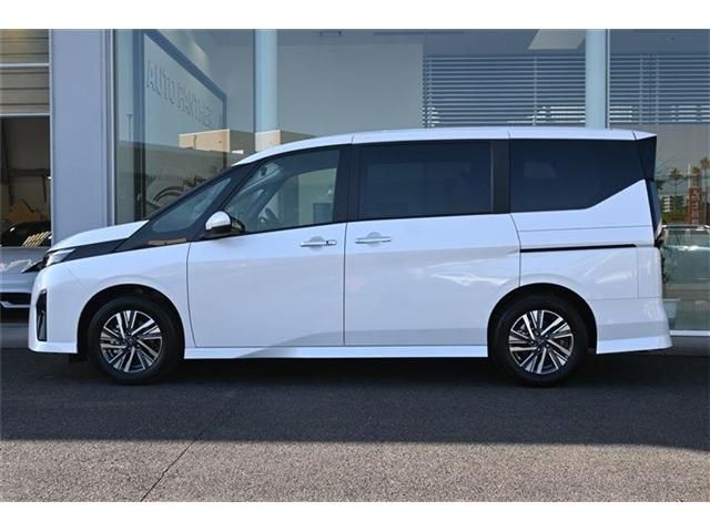 NISSAN SERENA  WG 2025
