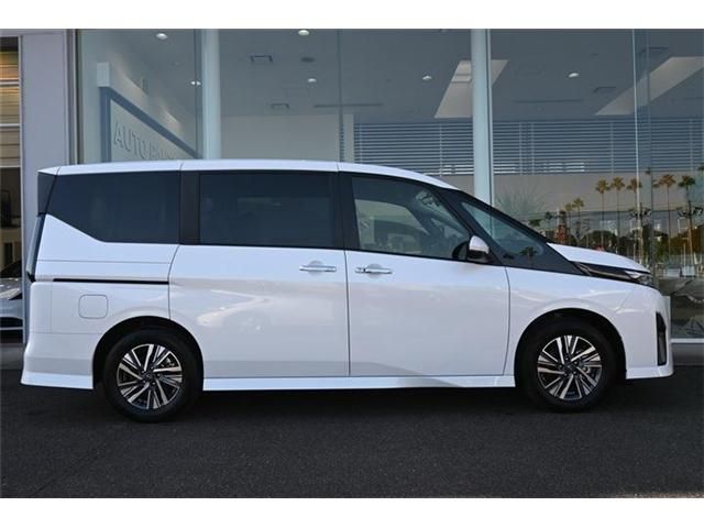 NISSAN SERENA  WG 2025