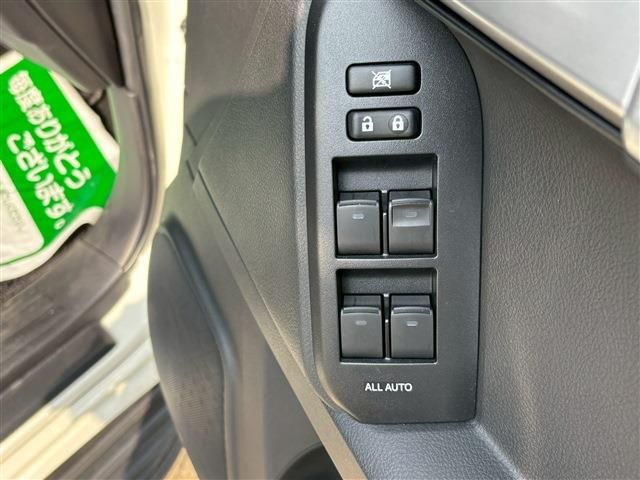 TOYOTA LANDCRUISER PRADO 2023