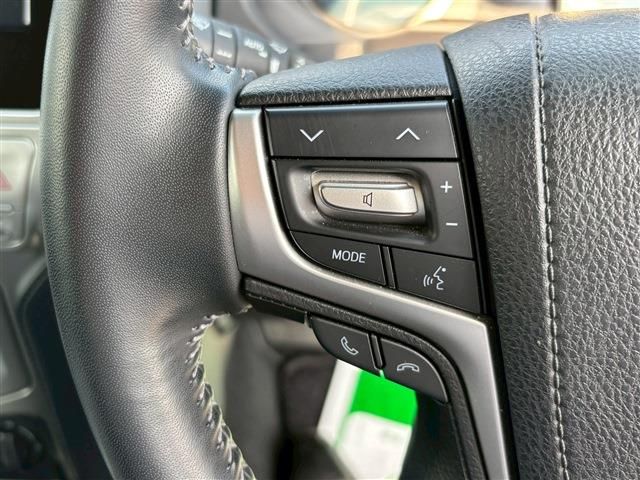 TOYOTA LANDCRUISER PRADO 2023