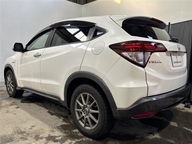 HONDA VEZEL HYBRID 4WD 2015