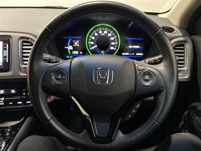 HONDA VEZEL HYBRID 4WD 2015
