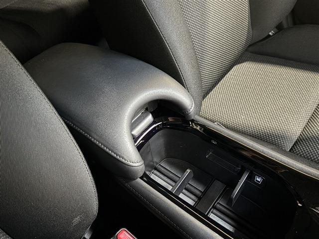 HONDA VEZEL HYBRID 4WD 2015