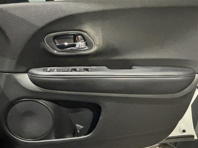 HONDA VEZEL HYBRID 4WD 2015