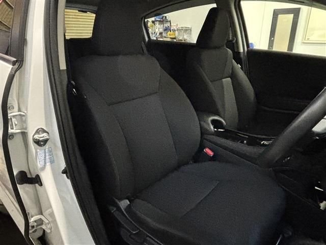 HONDA VEZEL HYBRID 4WD 2015