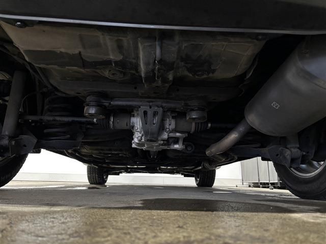 HONDA VEZEL HYBRID 4WD 2015