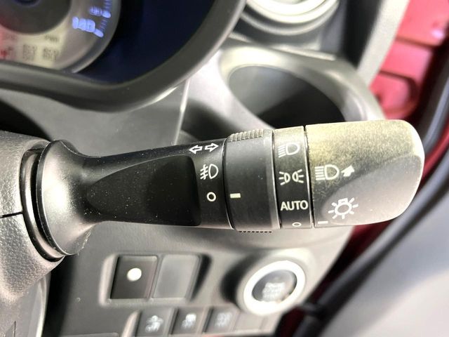 DAIHATSU CAST ACTIVA 2015