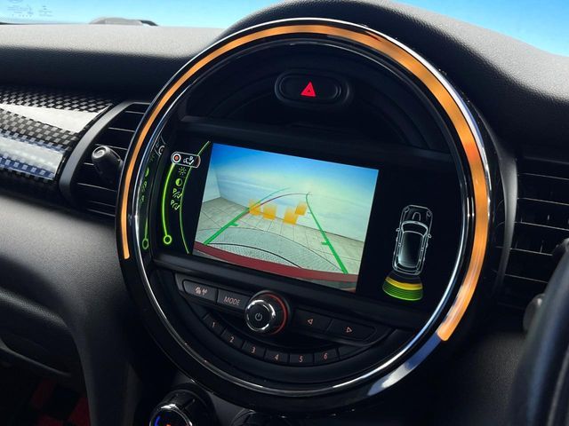 BMW BMW MINI COOPER SD 5DOOR 2017