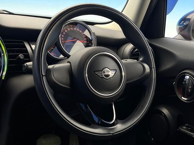 BMW BMW MINI COOPER SD 5DOOR 2017