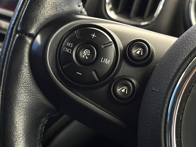 BMW BMW MINI COOPER D CROSSOVER 2017