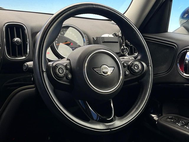 BMW BMW MINI COOPER D CROSSOVER 2017